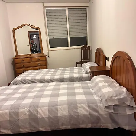 In Bande, Xures Apartman Bande